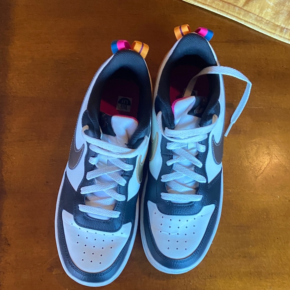 Nike Sneakers white with black and pink and gold swish size 6.5
